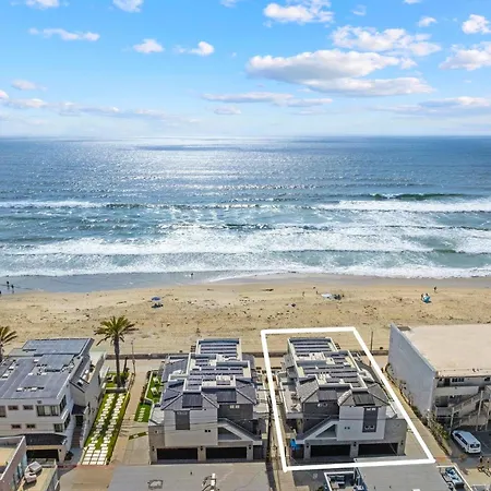 B5130 Bluewater Oceanfront 2 North Apartment
